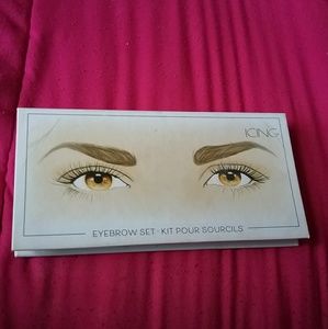 Eyebrow kit